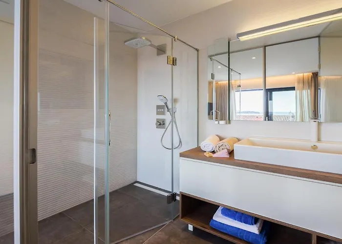 Villa Magnificent Deluxe With Jacuzzi And Steam Trogir